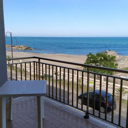 Seafront In Near Museum, Vineyard *